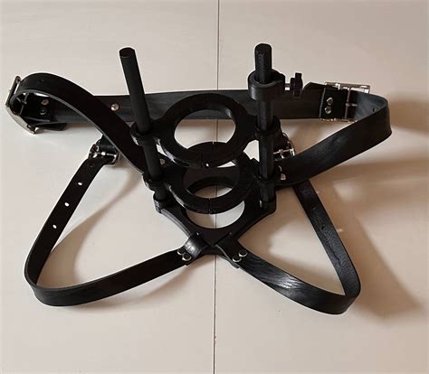 venus 2000 bondage